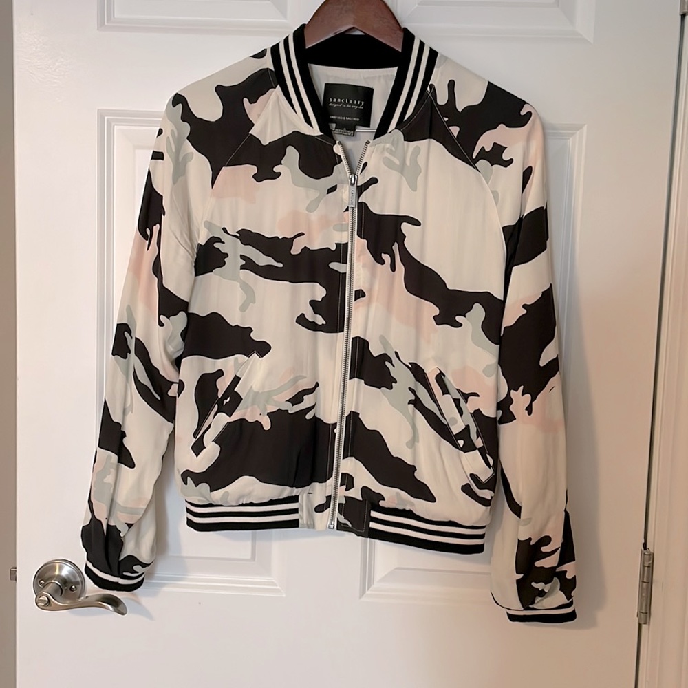 Bomber jacket
